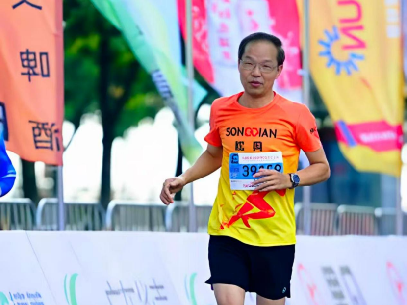 云鼎娱乐官方入口-从半马赛道到CBA赛场：松典相机的品牌进化论