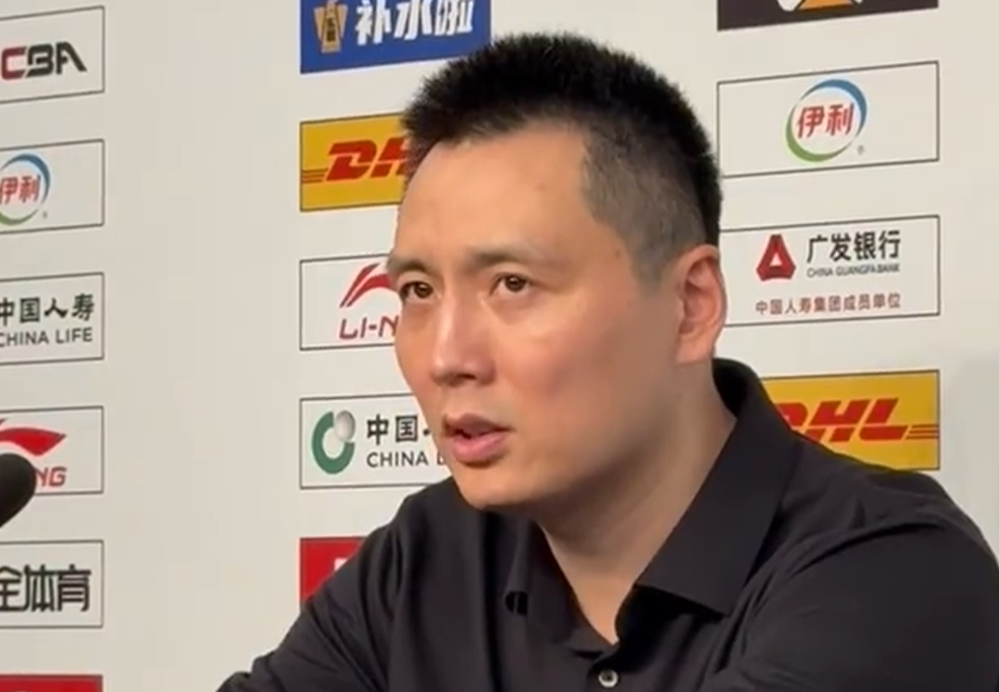 云鼎娱乐app下载-洛夫顿G4仅打两分钟，卢伟明确表示效果不佳，双小外压力大！